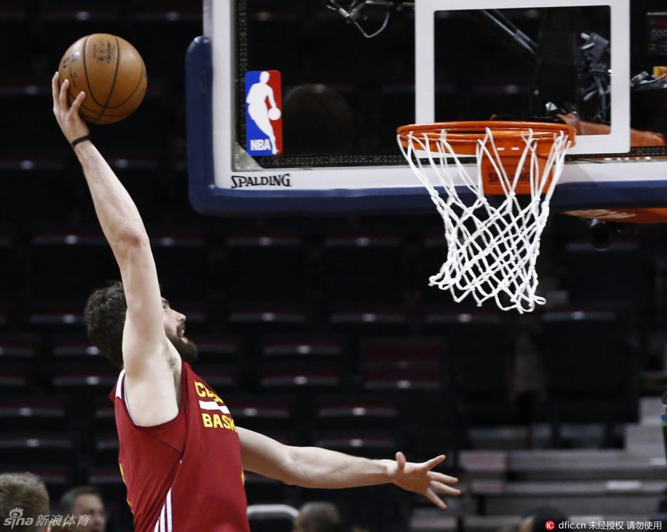 解說：火箭三英戰(zhàn)呂布鏖戰(zhàn)約基奇 杜蘭特在防守端做得足夠多了