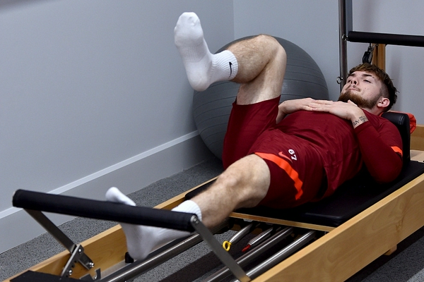 意天空：蘇萊在本輪意甲因右膝受傷被換下，之后將接受進一步檢查