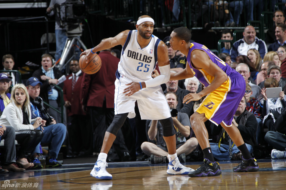 2025年12月31日 07:23:43 | 體育24小時熱點                 英超第19輪，阿森納4-1維拉，曼聯(lián)1-1狼隊。至此，本年度所有英超比賽已經(jīng)宣告結(jié)束！阿森納先賽情況下5