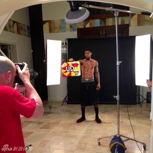 砍瓜切菜！字母哥只打19分鐘 15中12砍29分8板2助2斷&正負值+27