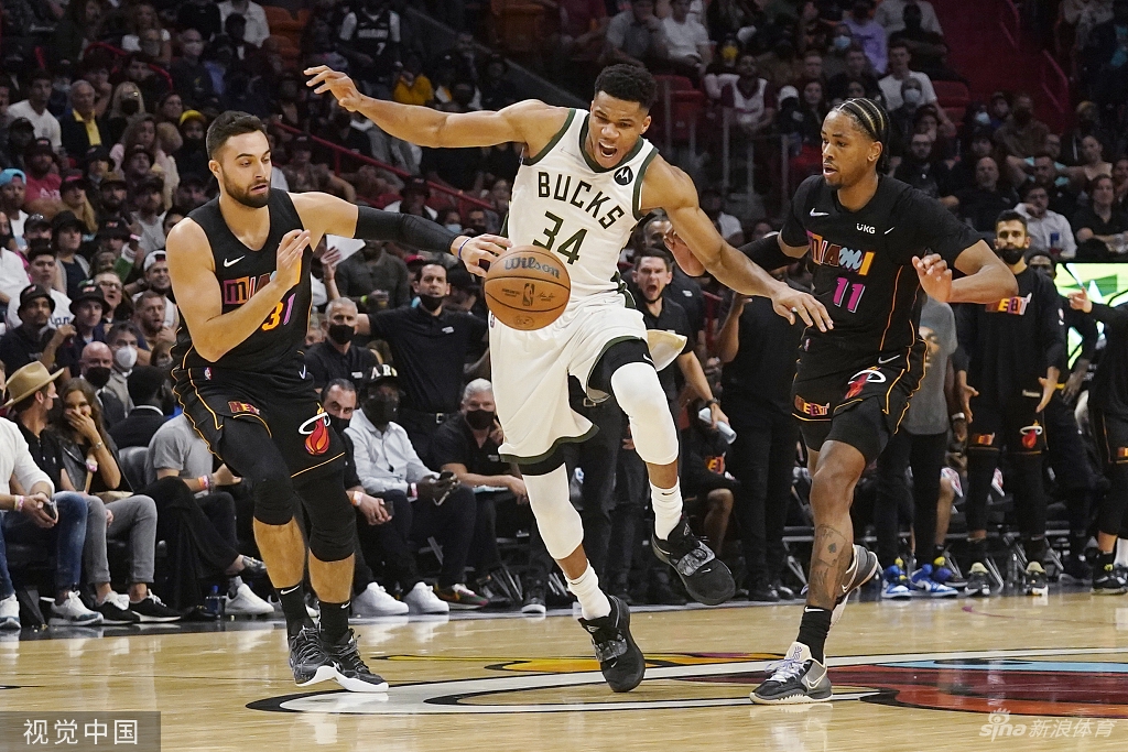 [流言板]期待回歸！美媒曬莫蘭特隔扣樂福照，配文不可復制的爆發(fā)力