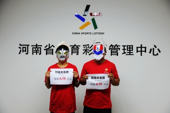 尤文vs卡利亞里：弗拉霍維奇、伊爾迪茲首發(fā)，佩林出戰(zhàn)