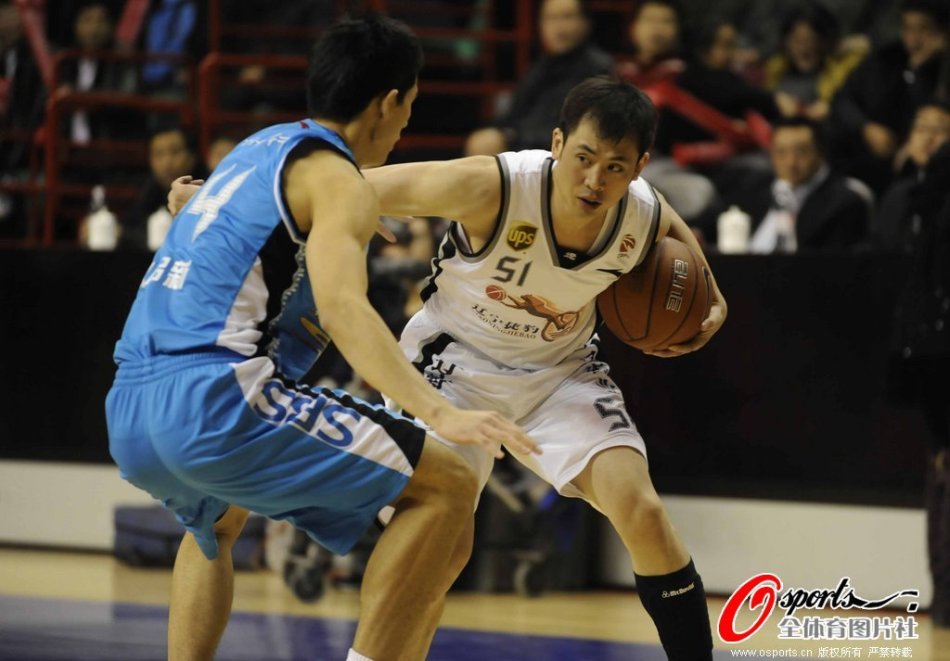 巴爾達諾：只要維尼修斯能找回狀態(tài)，他會重新贏得皇馬球迷的掌聲