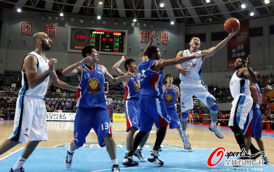 美媒曬圖：鄧恩普拉姆利薪水共450萬，比爾努爾基奇6800萬