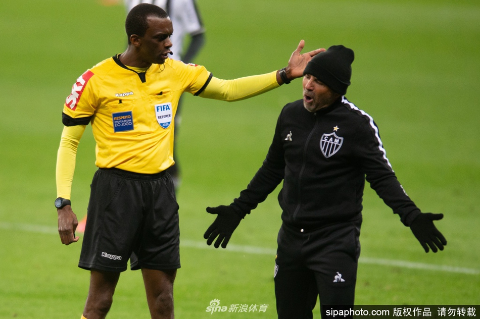 意媒：薩里已經(jīng)提出要求，希望拉齊奧在冬窗引進米蘭中場奇克