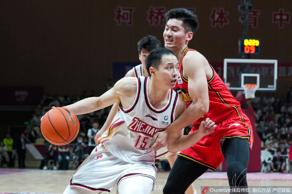 [流言板]活塞本賽季總薪資接近太陽的一半，戰(zhàn)績卻領(lǐng)先太陽2場