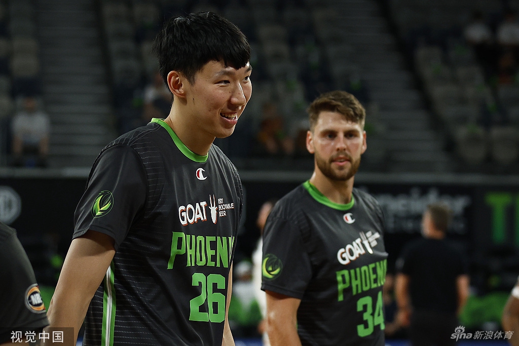 滿面春風(fēng)！奧爾莫外出就餐被采訪：一切都好，一切都很好??