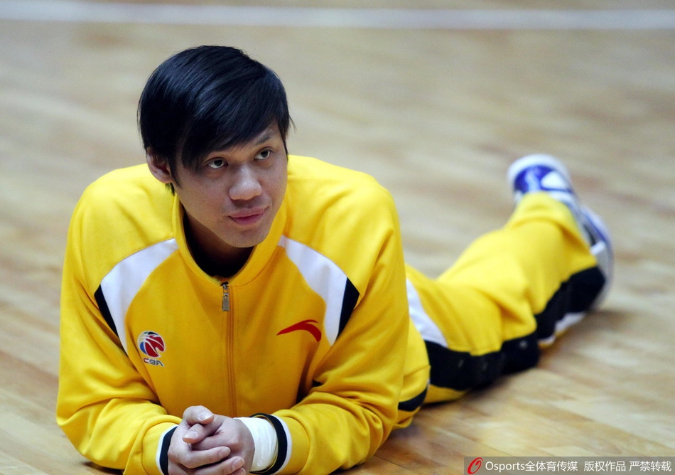 經(jīng)歷心臟驟停接近兩年后，洛克耶表示：我已經(jīng)被允許再次踢球