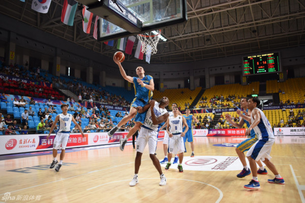 約基奇：杜蘭特不需要什么時間&空間就能命中關(guān)鍵球 他是傳奇！