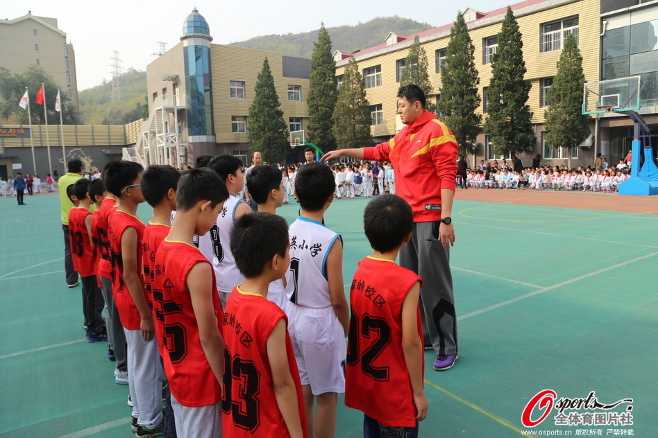 鞋不行？UA代言人普拉姆比賽沒穿UA球鞋 品牌表示正尋找解決方案