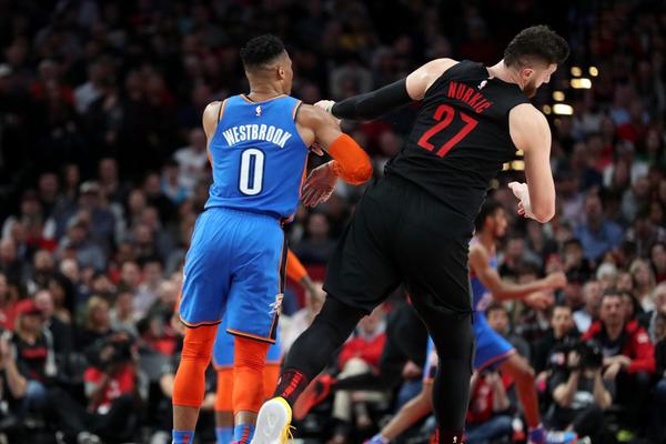 冒充職業(yè)？伊薩克本場1射0正 1過人0成功 7對抗0成功 獲評6分