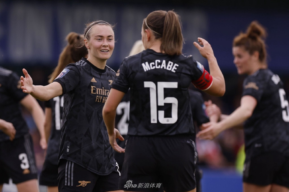 亞馬爾：我早睡為了半夜醒來吃餅干，因為半夜起床所以沒法談戀愛