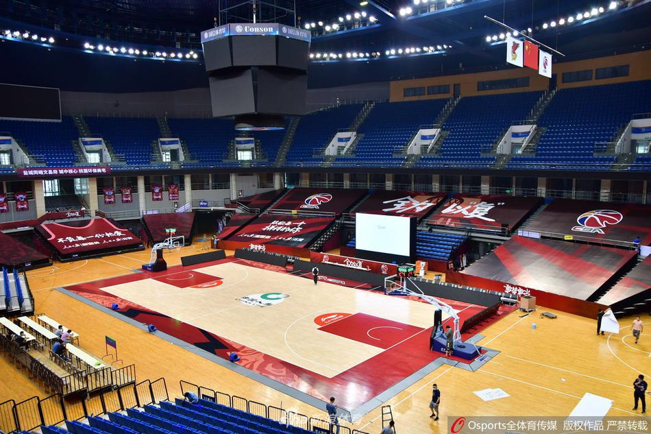 小法：迪奧帶傷被塞內(nèi)加爾征召結(jié)果現(xiàn)在又傷了，他不該參加非洲杯