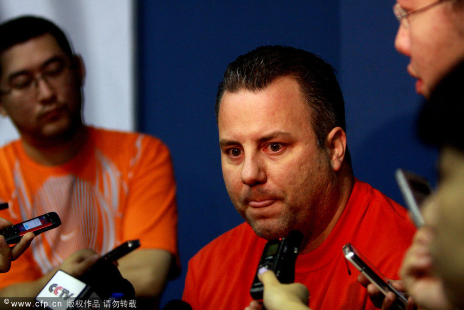 3次判罰不利于火箭！解說：NBA承認我火被黑了 如果道歉有用的話