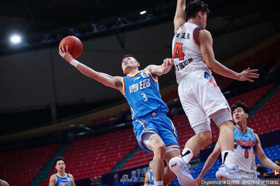 內(nèi)雷斯斷球+精彩小角度破門完成雙響，那不勒斯再下一城