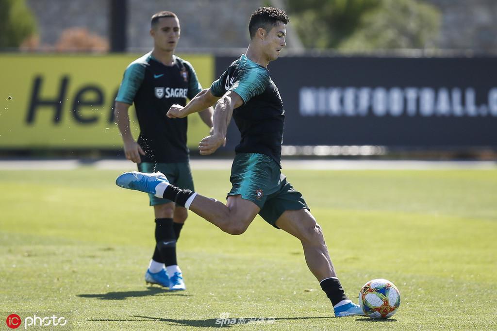 泰拉瑞亞怎么修改NPC 房間分配、屬性調(diào)整與模組擴展全解析