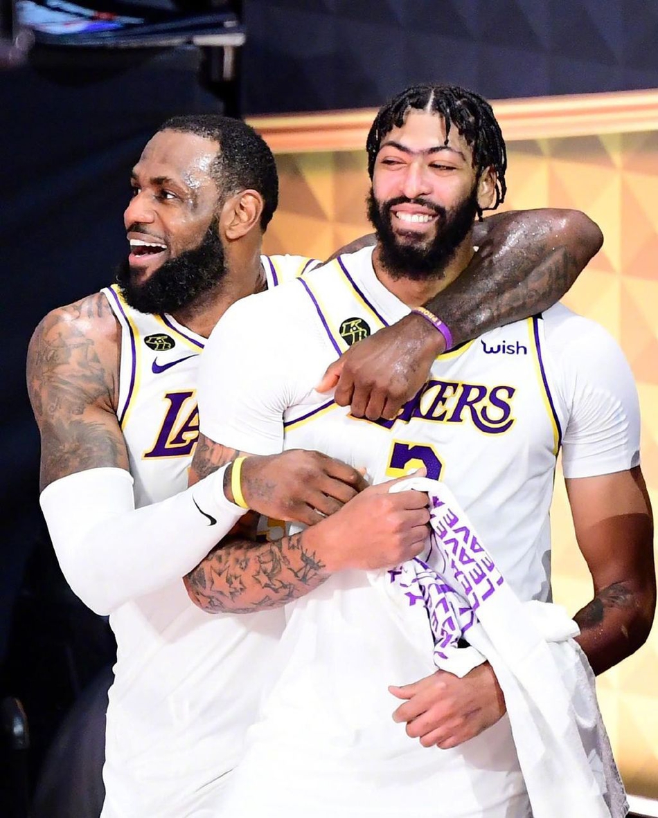 對陣老東家！庫尼亞一拿球就被狼隊球迷狂噓