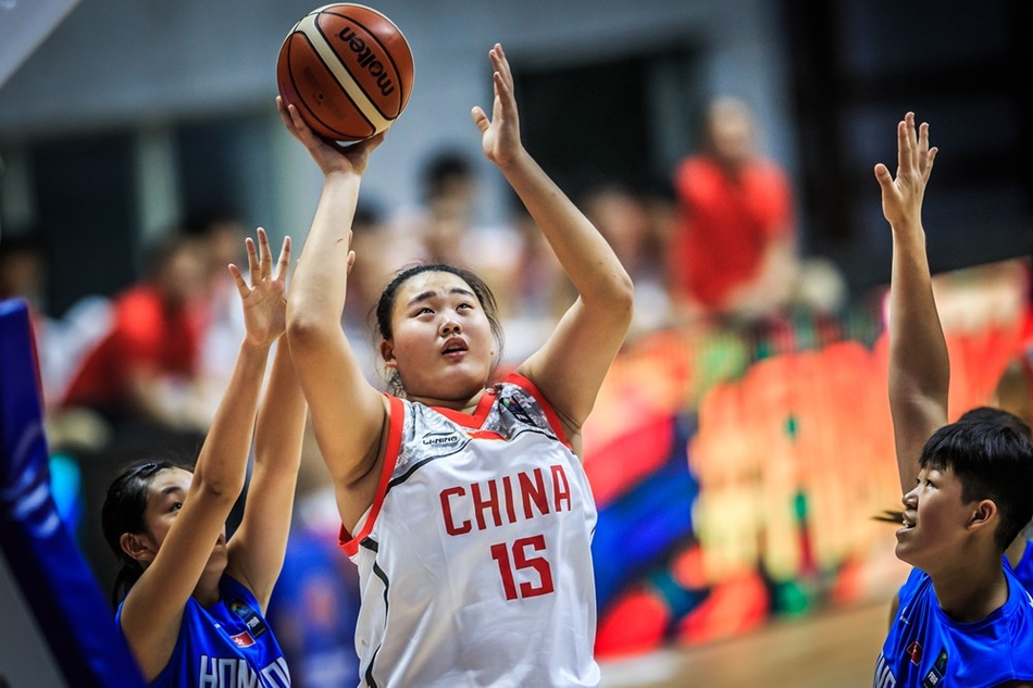 抽象！費蘭單刀射門被撲+倒地補射中橫梁，但被吹越位在先