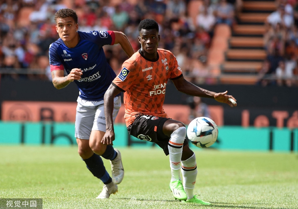 巴爾達諾：只要維尼修斯能找回狀態(tài)，他會重新贏得皇馬球迷的掌聲