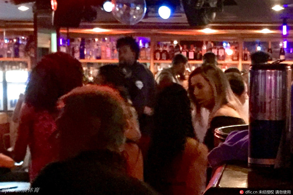 瘋狂贏分！字母哥半場10投8中得18分5板1助2斷 正負值為+15