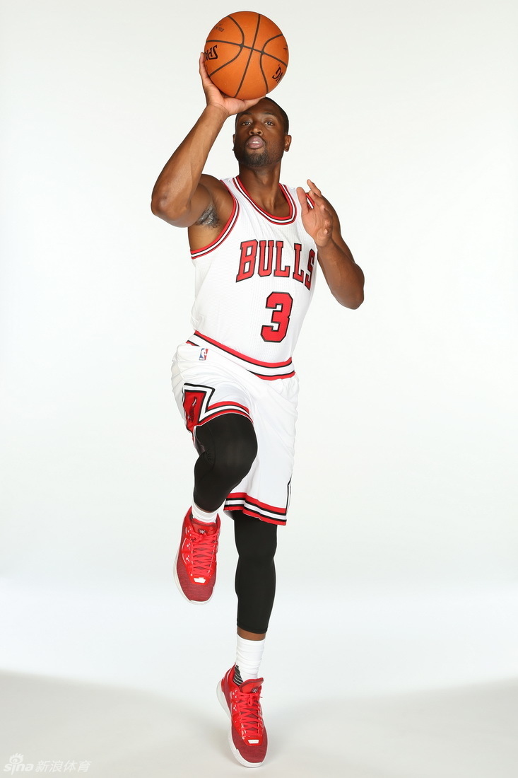 遮天蔽日！費爾斯反擊上籃被蓋耶追防大帽扇飛