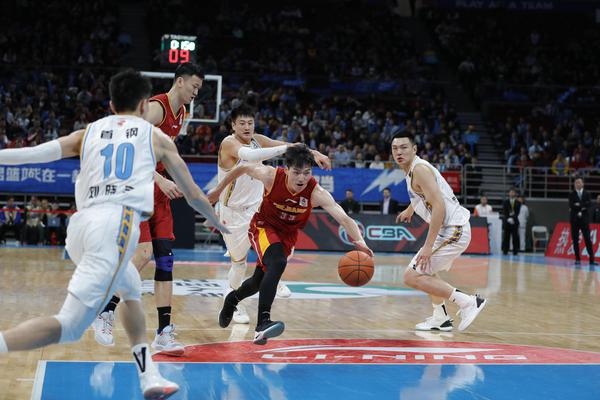 精彩絕倫！官方：多庫對利物浦的世界波當選曼城11月最佳進球