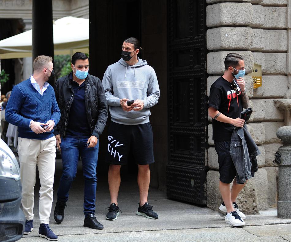 黃健翔談國足：今天的青訓將決定十年后的國足能踢怎樣的足球