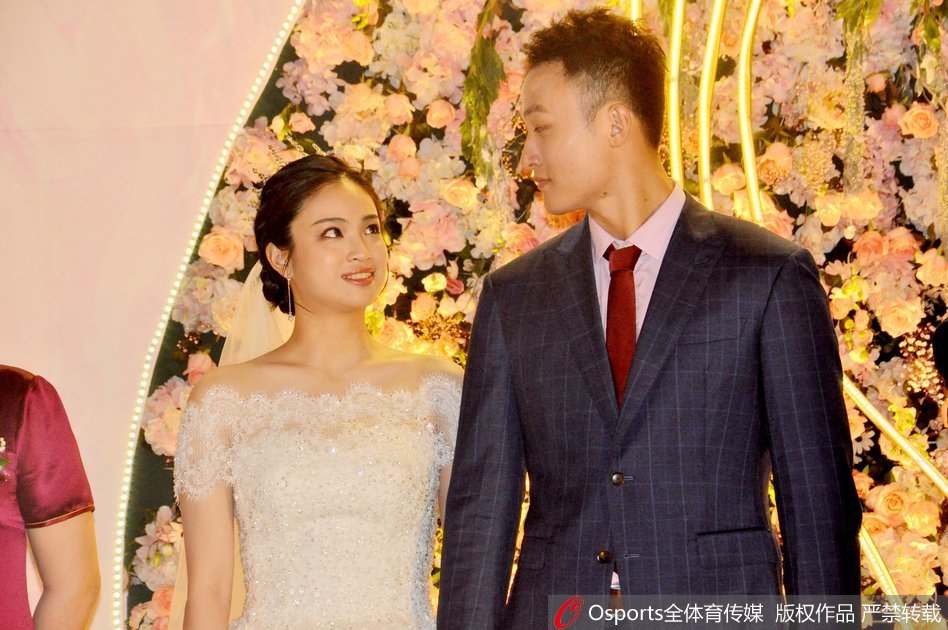 ESPN：切爾西為維加開價4000萬至4500萬英鎊，馬競距這份要價很遠2025-07-23 18:43足球英超切爾西西甲馬德里競技轉(zhuǎn)會據(jù)消息人士向透露，馬競和切爾西將在未來幾小時會面，嘗試敲定維加轉(zhuǎn)