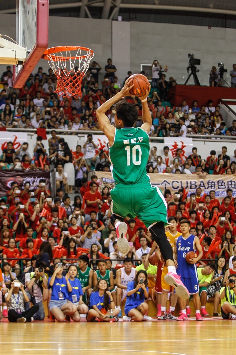 阿德爾曼：今天的主裁是聯(lián)盟最佳裁判之一 我被情緒控制了