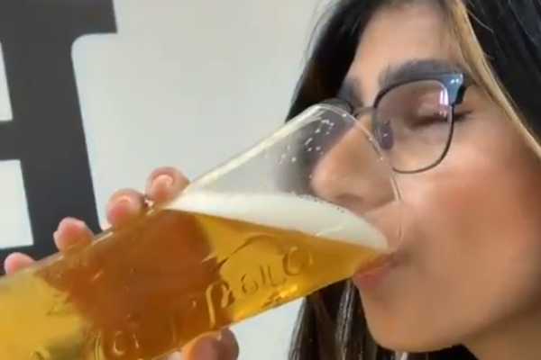 ??瓜帥教育簽名販子：我認出你了&回去上學吧 不要在這浪費時間