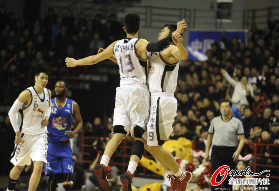 也有競爭力！本賽季約基奇缺戰(zhàn)時，掘金取得2勝3負(fù)的戰(zhàn)績