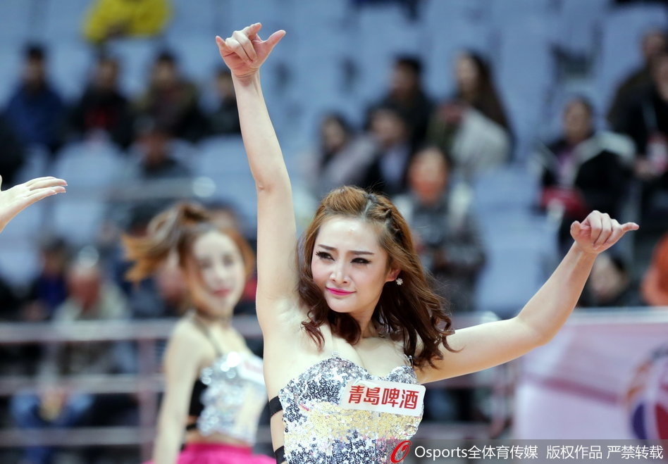 內(nèi)雷斯斷球+精彩小角度破門完成雙響，那不勒斯再下一城