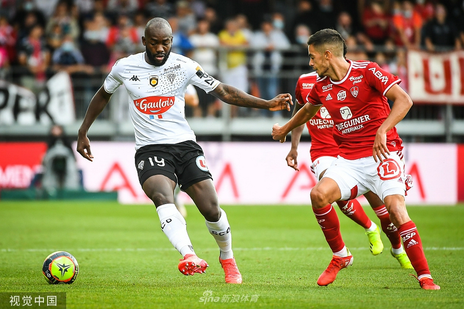 外線手感火熱！熱火上半場三分21中14 命中率比油漆區(qū)還高