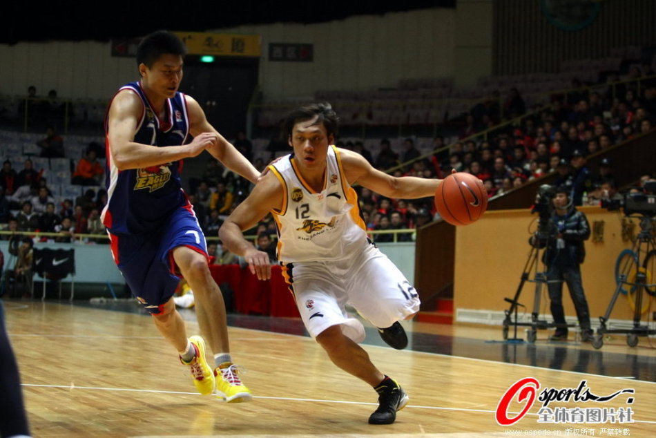 記者：多隊有意埃利奧特·安德森，預計森林要價8000萬到1億英鎊