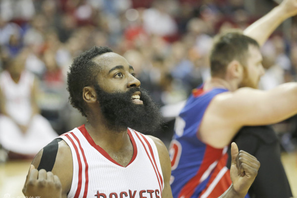 依舊替補？詹?。航裢磉€是讓維爾茨搭埃基蒂克，薩拉赫替補更合理