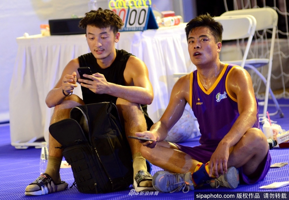 巴爾達諾：只要維尼修斯能找回狀態(tài)，他會重新贏得皇馬球迷的掌聲