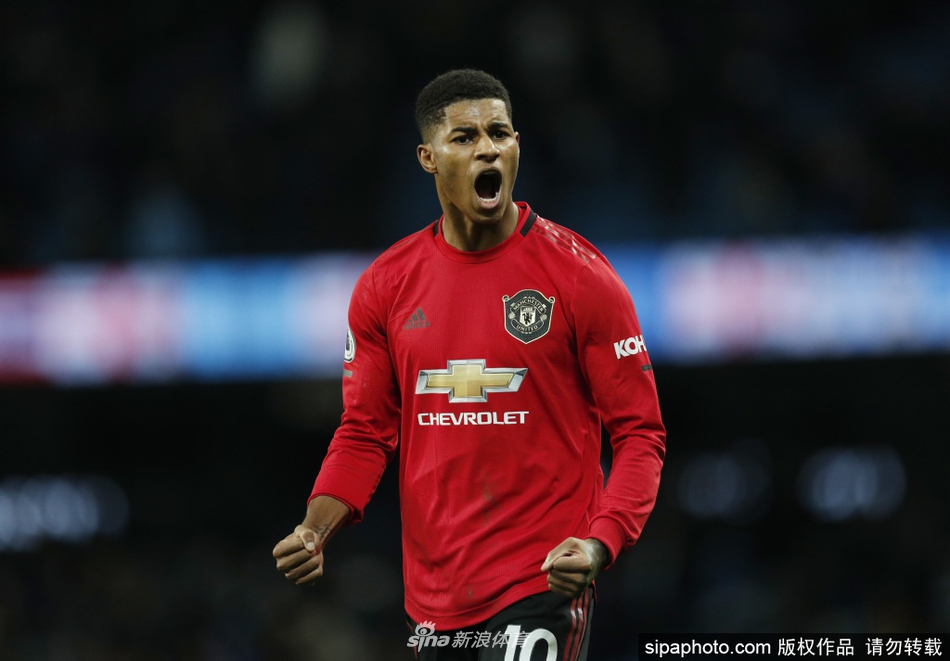 打笑了！克萊手起刀落三分命中，三分9中6已得25分