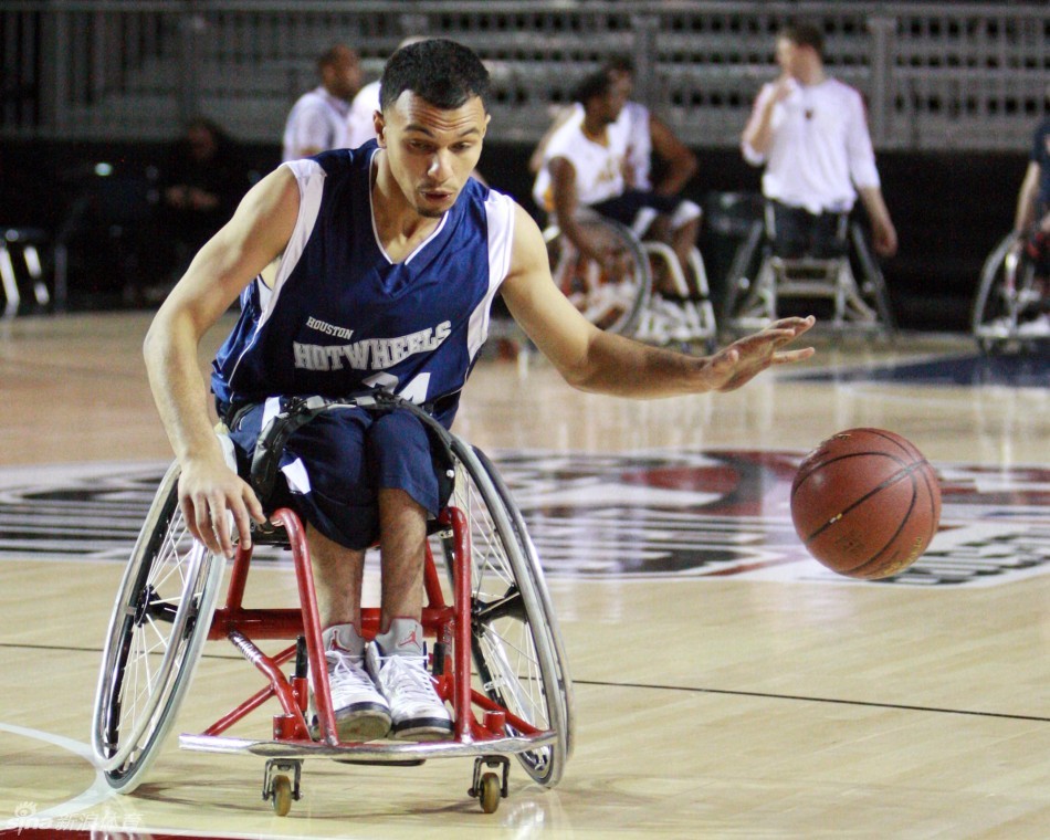 13球，伊爾迪茲21歲前意甲進球數(shù)并列尤文隊史第七位