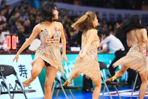 體育預測網(wǎng)站更新本賽季MVP概率：SGA80% 東契奇10% 約基奇9%