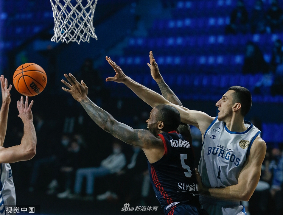 官方：英冠牛津聯(lián)租借切爾西20歲中場馬托斯，租期至本賽季結(jié)束