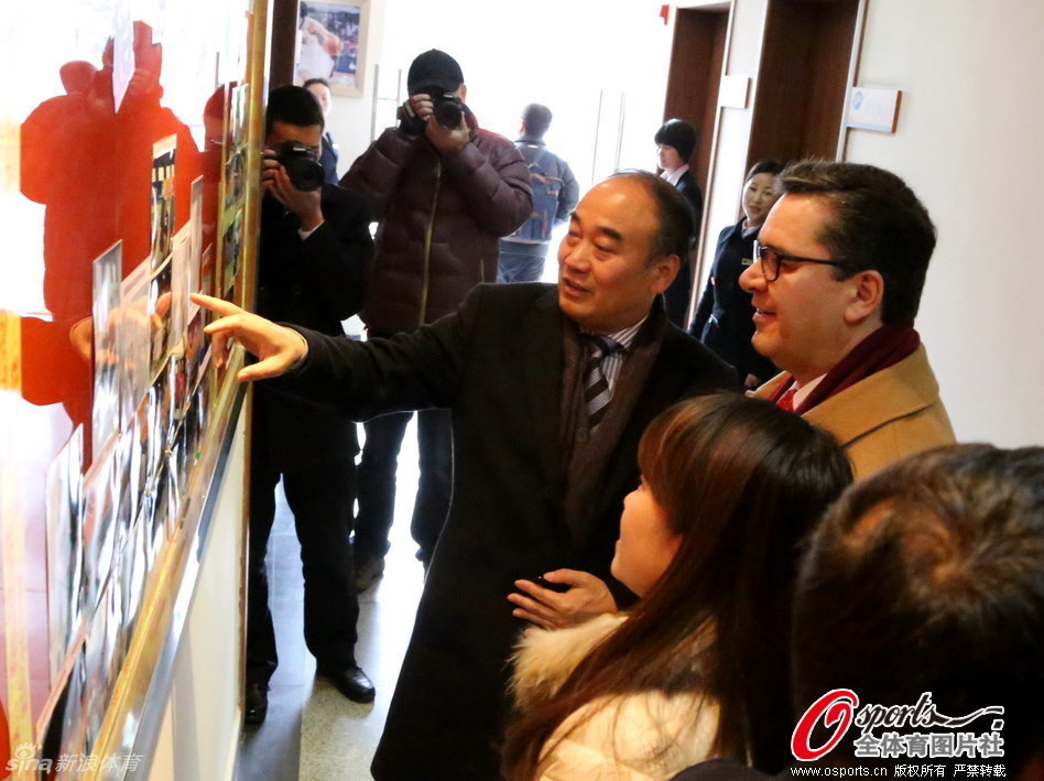 場均28.7分4.9板！森林狼迎戰(zhàn)灰熊 愛德華茲連續(xù)第三場缺陣