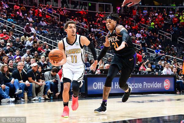 2025年10月8日 10:39:11 | 體育24小時熱點                 在葡萄牙環(huán)球獎頒獎典禮上，C羅獲頒萄牙環(huán)球聲望獎，以表彰他整個職業(yè)生涯在俱樂部和國家隊所做的貢獻。C羅獲獎