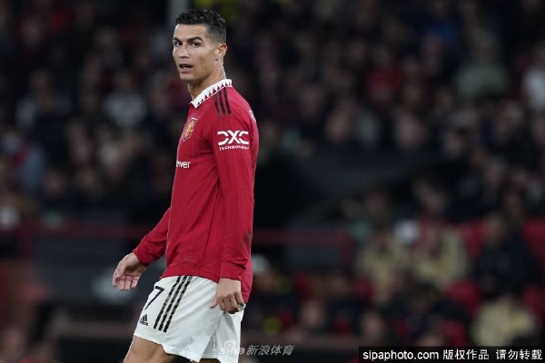 長傳助攻威爾遜破門！阿雷奧拉是本賽季英超首位送出助攻的門將