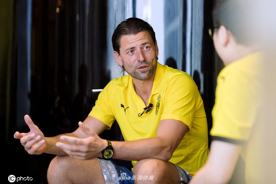 官方：英冠牛津聯(lián)租借切爾西20歲中場馬托斯，租期至本賽季結(jié)束