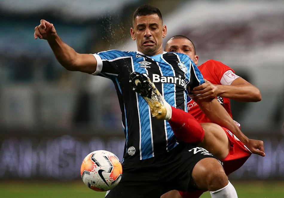 誰才是GOAT？UFC冠軍：現(xiàn)在變了，我選C羅因為他是人類