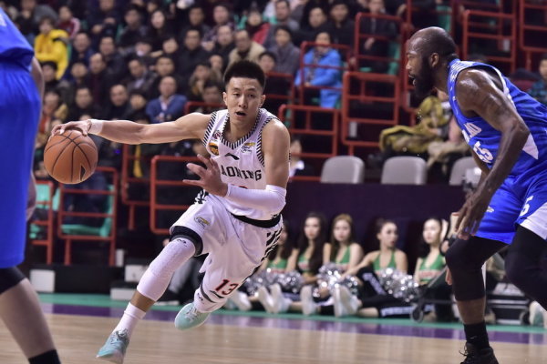 B費在英超已經(jīng)打進65球，葡萄牙球員中僅次于C羅的105球