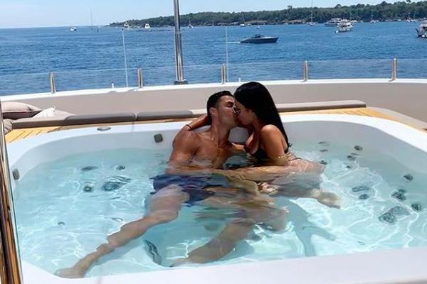 赌足球app十大排行2025最新版