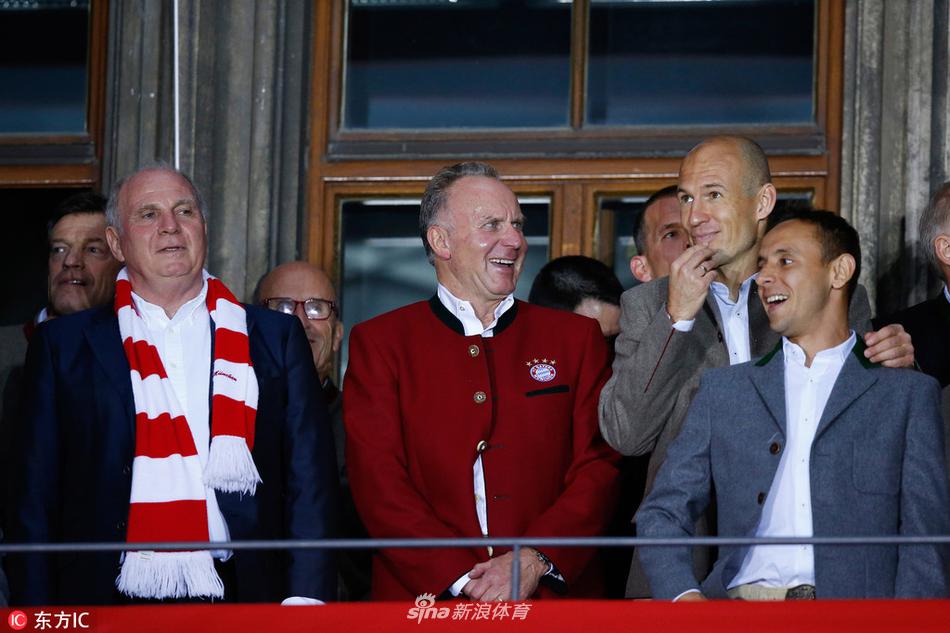 下課熱門！曼聯(lián)主帥阿莫林被解雇的賠率已經(jīng)下調至13/8