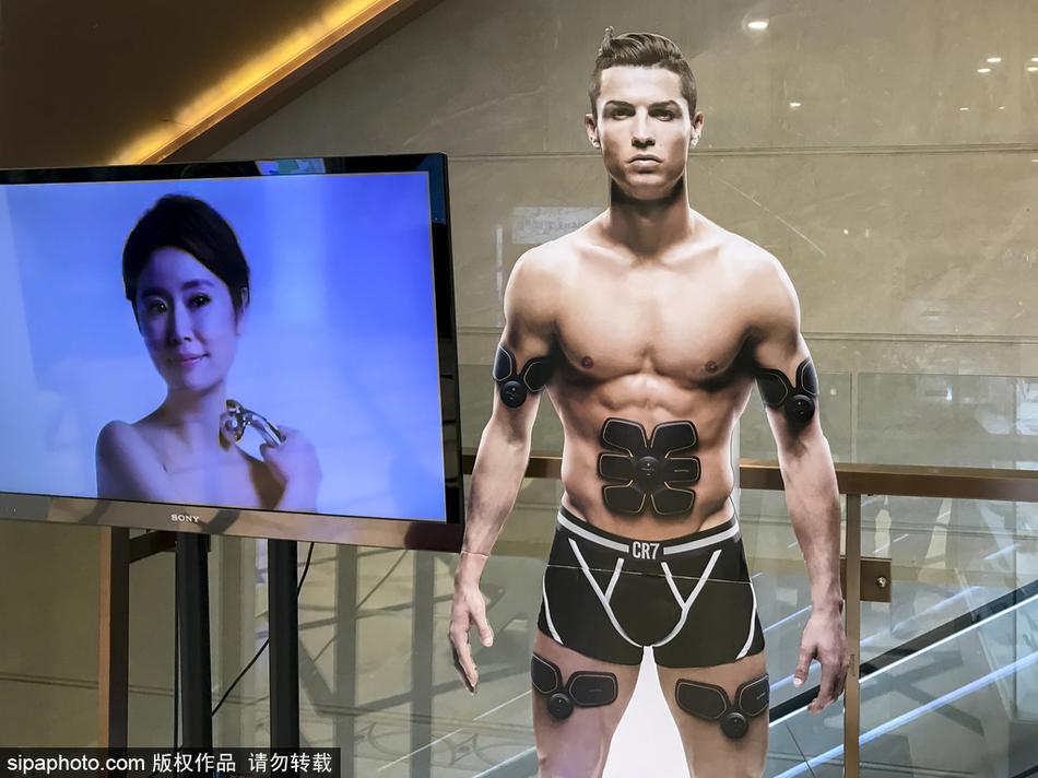 瘋狂贏分！字母哥半場10投8中得18分5板1助2斷 正負值為+15