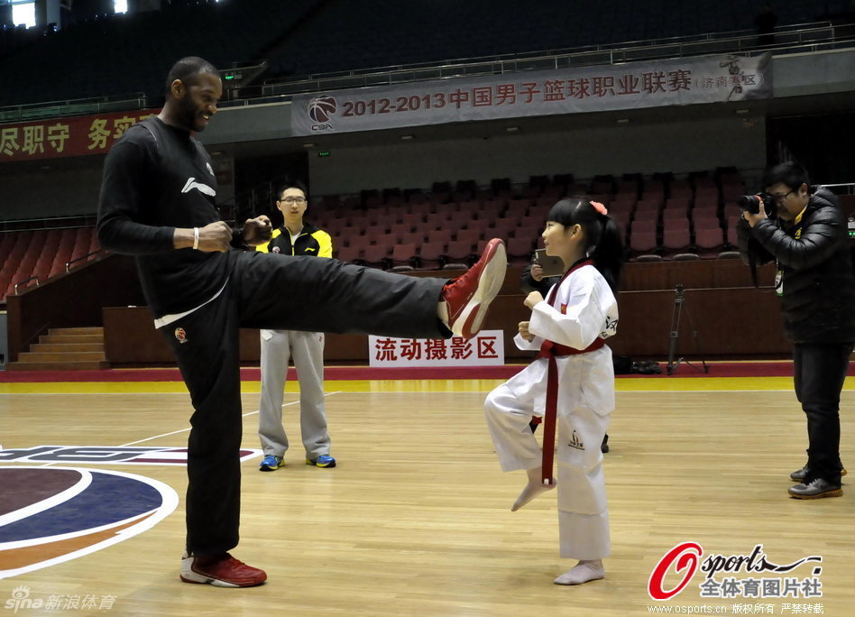 前總監(jiān)：佩德里完成第二堂訓練課后，梅西就問我這孩子哪找來的？